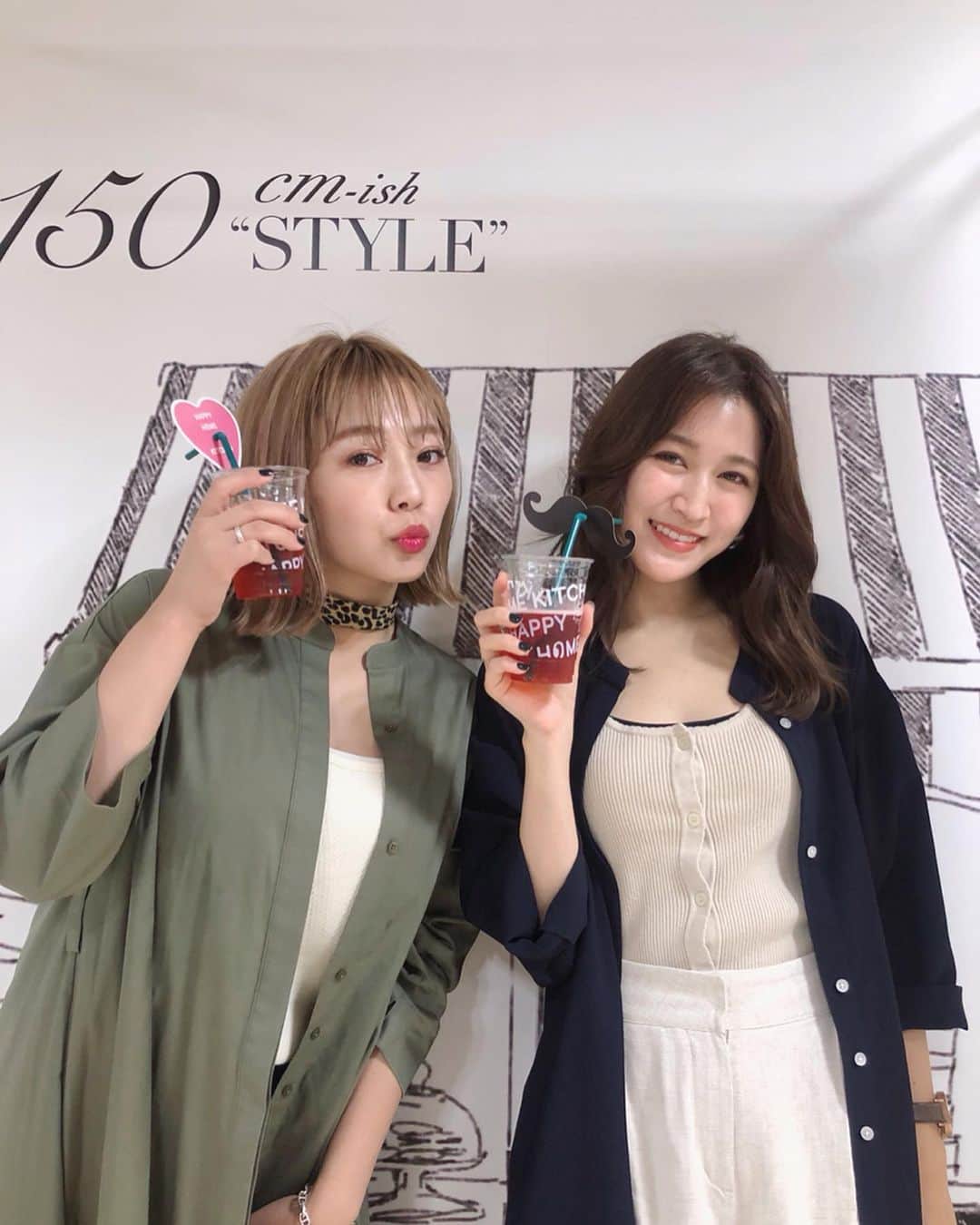のインスタグラム：「きのう ㅤ ストロベリーコットンソーダ🍓 と みんなでもろりんのメイクショー見学！笑」