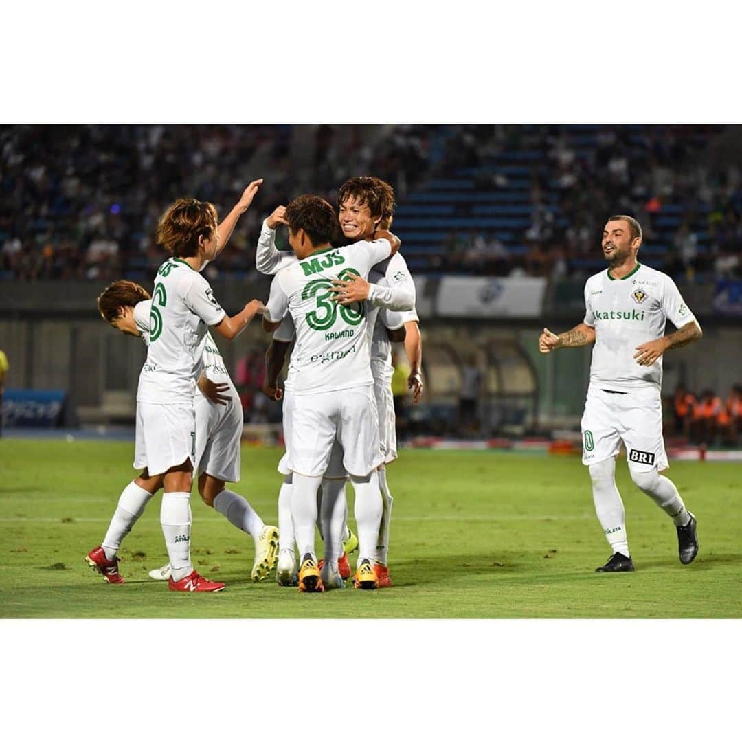 小池純輝さんのインスタグラム写真 - (小池純輝Instagram)「. 歓喜！ #jleague #jリーグ #j2 #東京ヴェルディ #tokyoverdy #verdy #verdyfamily #soccer #football⚽ #football #footballplayer #サッカー #フットボール #小池純輝 #19 #⚽️ #東京 #tokyo #水戸ホーリーホック #goal」8月30日 20時48分 - junki_koike