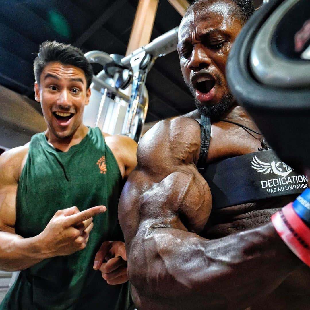 Ulissesworldさんのインスタグラム写真 - (UlissesworldInstagram)「New YouTube Video! Biceps with @bobbyida 💪 Great Workout Routine to try👆(Link in Bio)👆Subscribe at YOUTUBE.COM/ULISSESWORLD  _ Make sure you Subscribe to my YouTube Channel for FREE Workouts & Tips 🎥 YOUTUBE.COM/ULISSESWORLD 🎥 YOUTUBE.COM/ULISSESWORLD @youtube」8月30日 20時57分 - ulissesworld