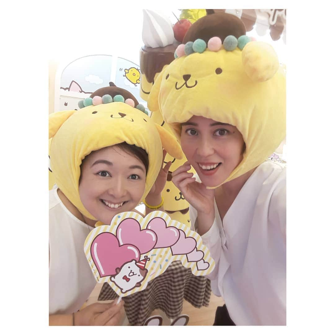 大山未希さんのインスタグラム写真 - (大山未希Instagram)「❤ ひさしぶりの #sanrioexpo もう卒業したつもりなんだけど やっぱりかわいかったなぁ😆💕 たまにはいいね✨ 癒された🌼 最後の写真がお気に入り😂 ちゃんと最後まで見てね😂😂😂 どっちがプリンですか？(笑) #キティ #シナモロール #ポムポムプリン #キキララ #ぐでたま ↓」8月30日 21時19分 - miki_oyama1003