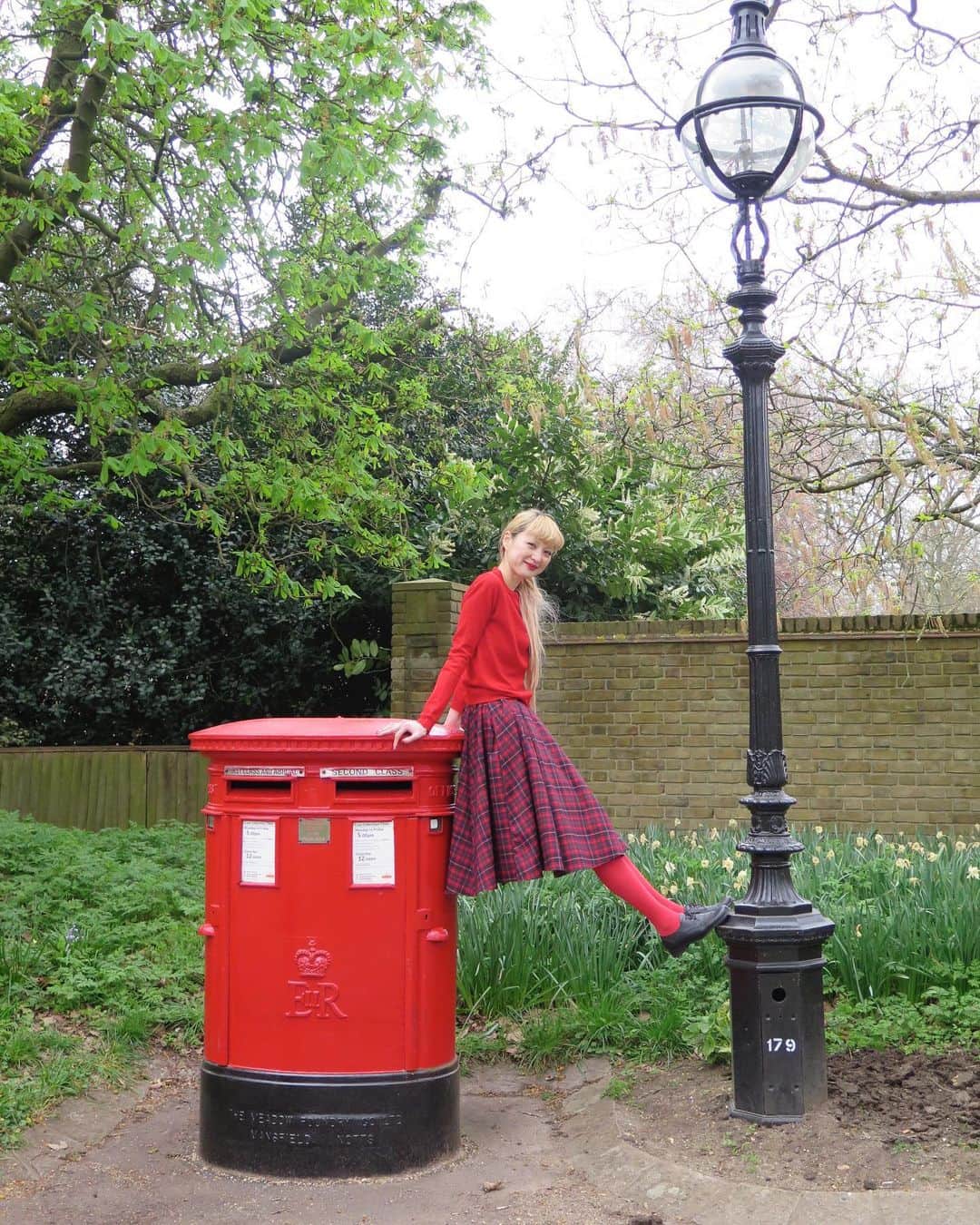 のインスタグラム：「🇬🇧❤️📮#shoko_london @sforshoko」
