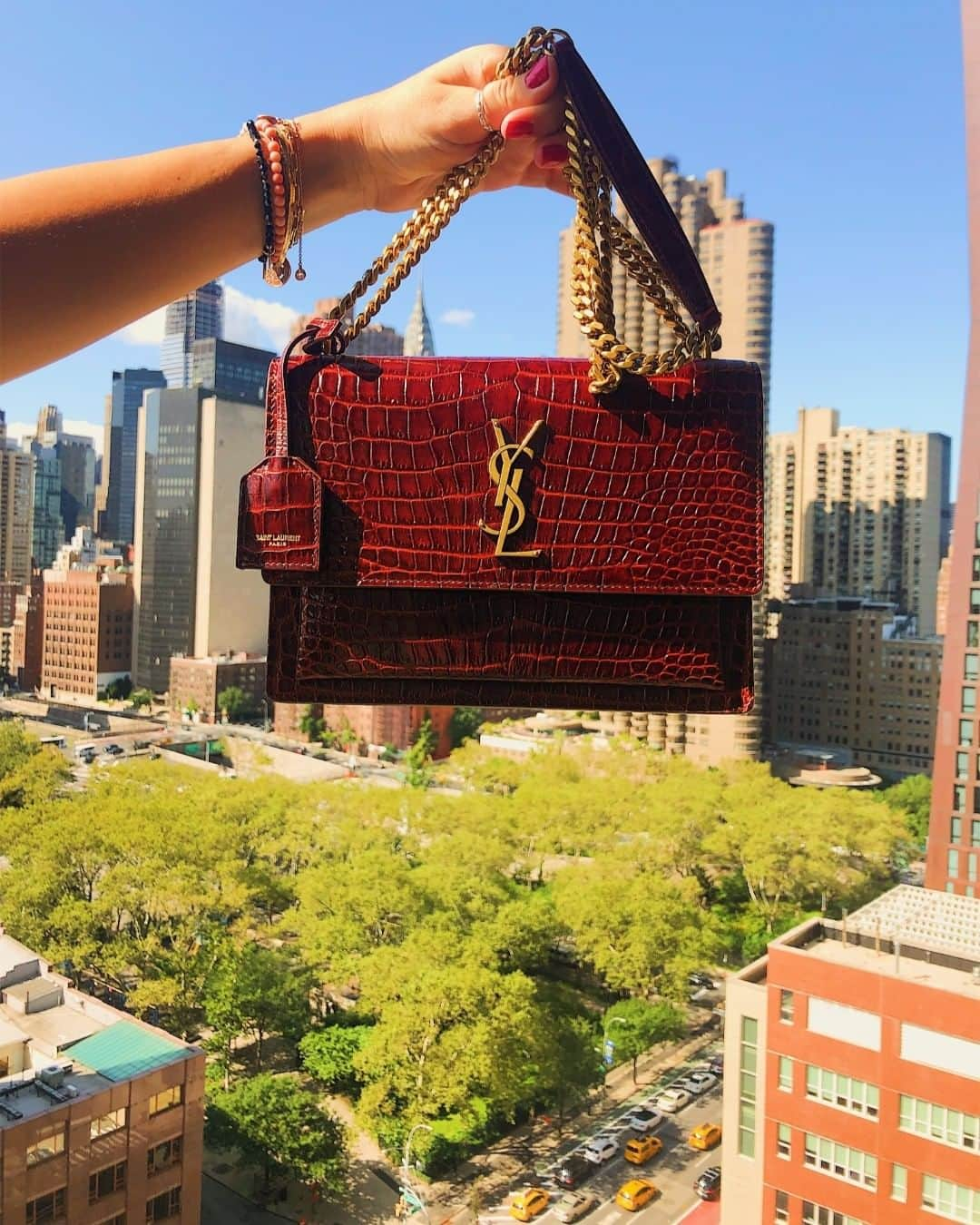 barneysnyofficialさんのインスタグラム写真 - (barneysnyofficialInstagram)「We paid a pretty penny for this view. Shop the @ysl Monogram Sunset Crocodile Stamped bag at our Downtown store now.」8月30日 22時01分 - barneysny