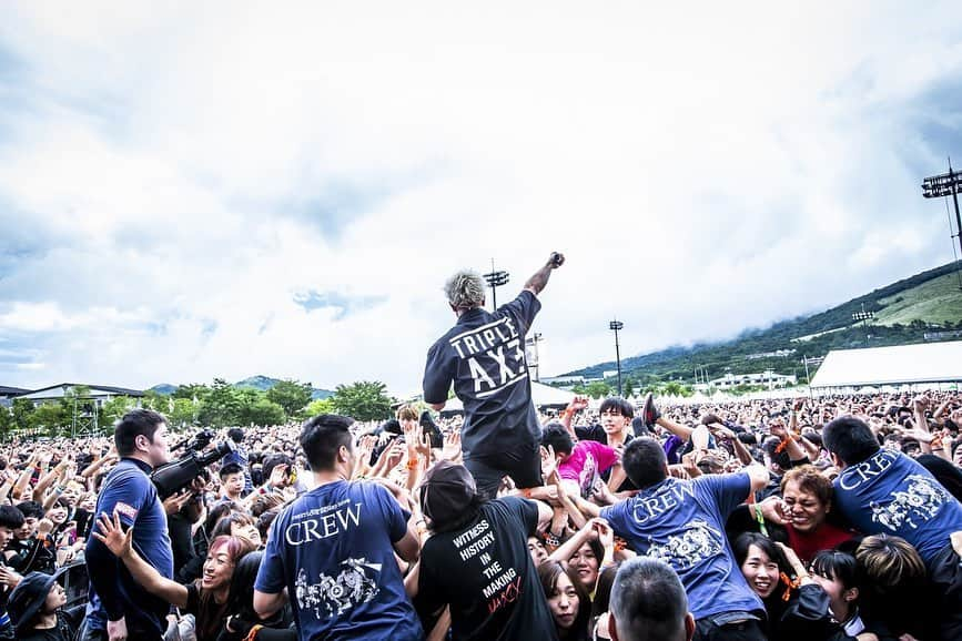 Masato さんのインスタグラム写真 - (Masato Instagram)「#ラブシャ #TAT19 Photos by @hayachinphoto  #coldrain #SiM #HEYSMITH」8月30日 21時59分 - masato_coldrain