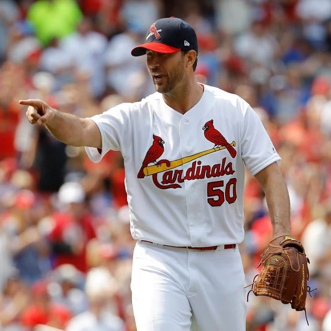 セントルイス・カージナルスさんのインスタグラム写真 - (セントルイス・カージナルスInstagram)「Join us in wishing a Happy 38th Birthday to #STLCards pitcher, Adam Wainwright!」8月30日 22時16分 - cardinals