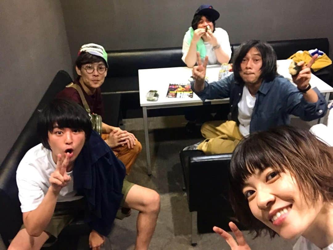 住岡梨奈のインスタグラム：「ライブ終えました！﻿ 皆々様、どうもありがとうございました。﻿ やりきった！な！﻿ #おつかれさま﻿ #笑顔のために﻿」