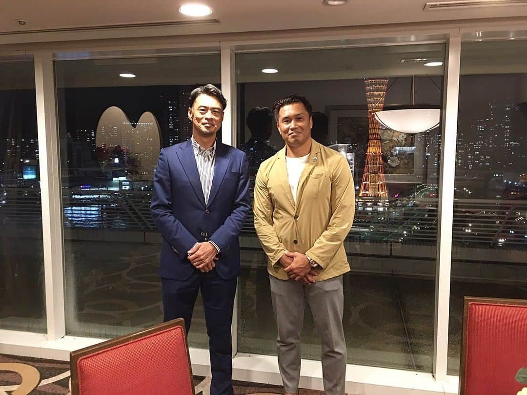 大西将太郎さんのインスタグラム写真 - (大西将太郎Instagram)「本日は 平尾先輩とトークショー 神戸の夜景が一望出来る「神戸メリケンパークオリエンタルホテルのView Bar」にて！！楽しく学び多い時間でした。 また、お越しいただいた皆様も本当にありがとうございました😊」8月30日 22時37分 - shotaro12