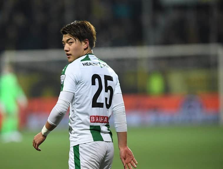 堂安律さんのインスタグラム写真 - (堂安律Instagram)「2 years ago, FC Groningen opened the door for me to play football in Europe. First of all, without the amazing coach, staffs and teammates I could never be where I am now. And of course I would like to thank the incredible supporters. All the great memories will stay with me forever. Dankjewel. Tot ziens. #thankyou」8月30日 22時47分 - doanritsu