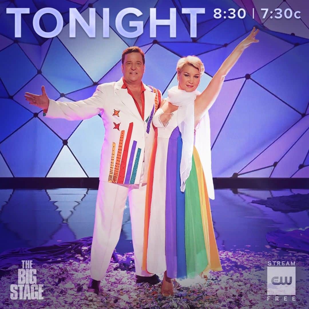 The CWさんのインスタグラム写真 - (The CWInstagram)「Start the applause! #MastersOfIllusion and #TheBigStage are new TONIGHT starting at 8/7c on The CW! ✨: @billcookmagic」8月30日 23時00分 - thecw