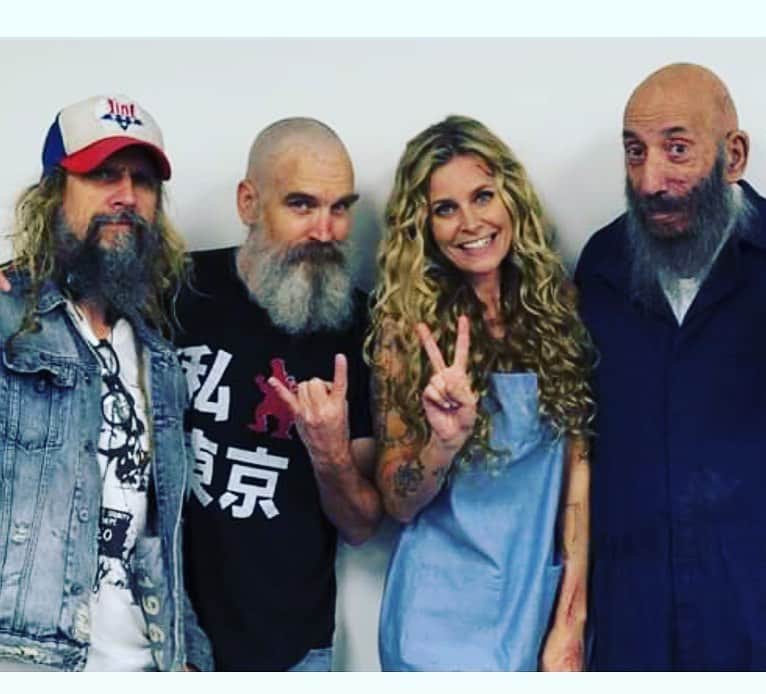 ロブ・ゾンビのインスタグラム：「The gangs all here. See what happens in 17 when 3 From Hell hits the big screen!!! Get your tickets now at Fathomevents/3FromHell from September 16-17-18 showings!!!! 3 nights of hell!!! 🔥💀💀💀🔥#3fromhell #freethethree #robzombie #sherimoonzombie #billmoseley #sidhaig #richardbrake #deewallace #emiliorivera #jeffdanielphillips #thedevilsrejects #houseof1000corpses」