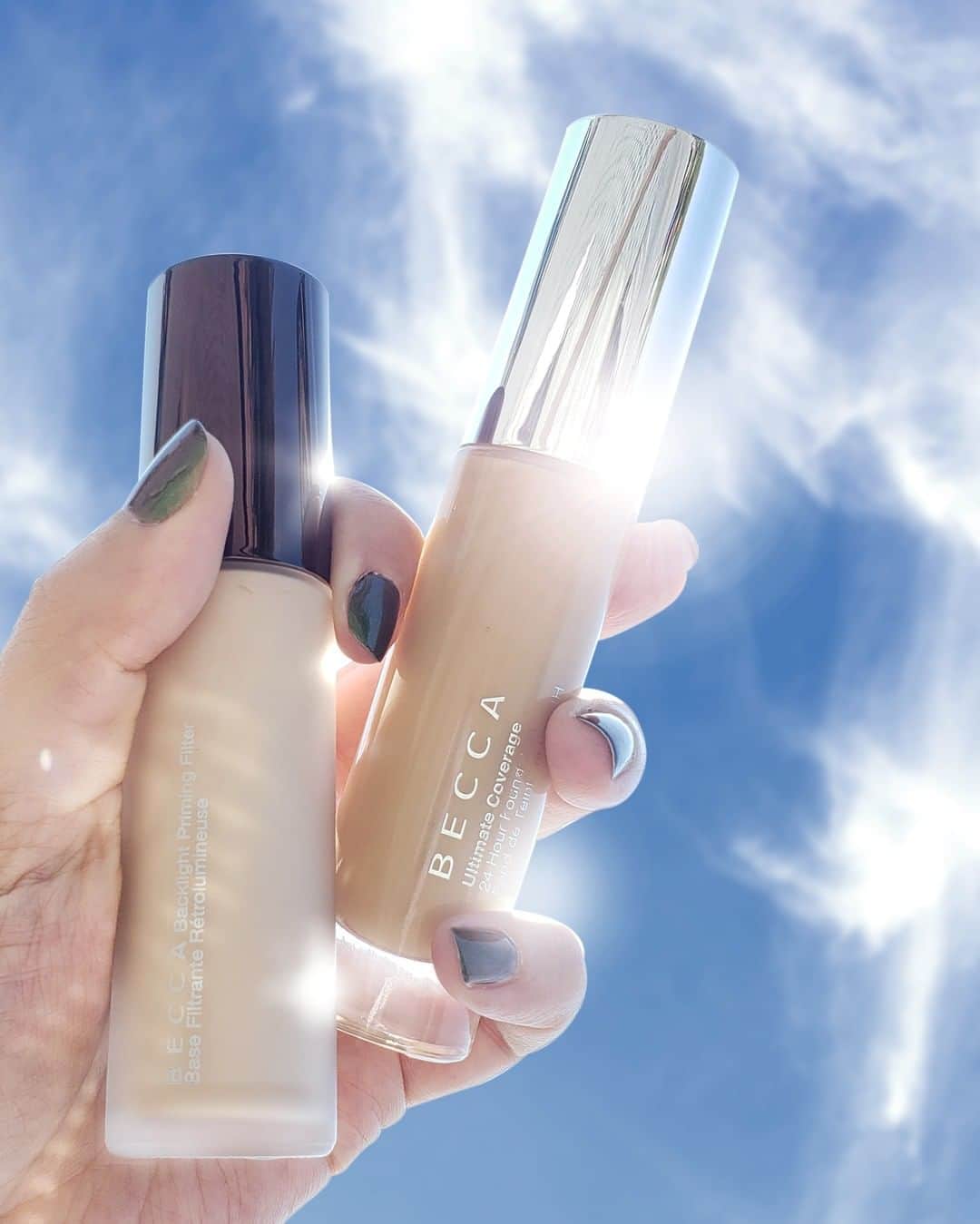 BECCAさんのインスタグラム写真 - (BECCAInstagram)「Full coverage + radiance🥰 Shine with Backlight Priming Filter and Ultimate Coverage 24 Hour Foundation for a natural, lit-from-within glow✨」8月31日 0時00分 - beccacosmetics