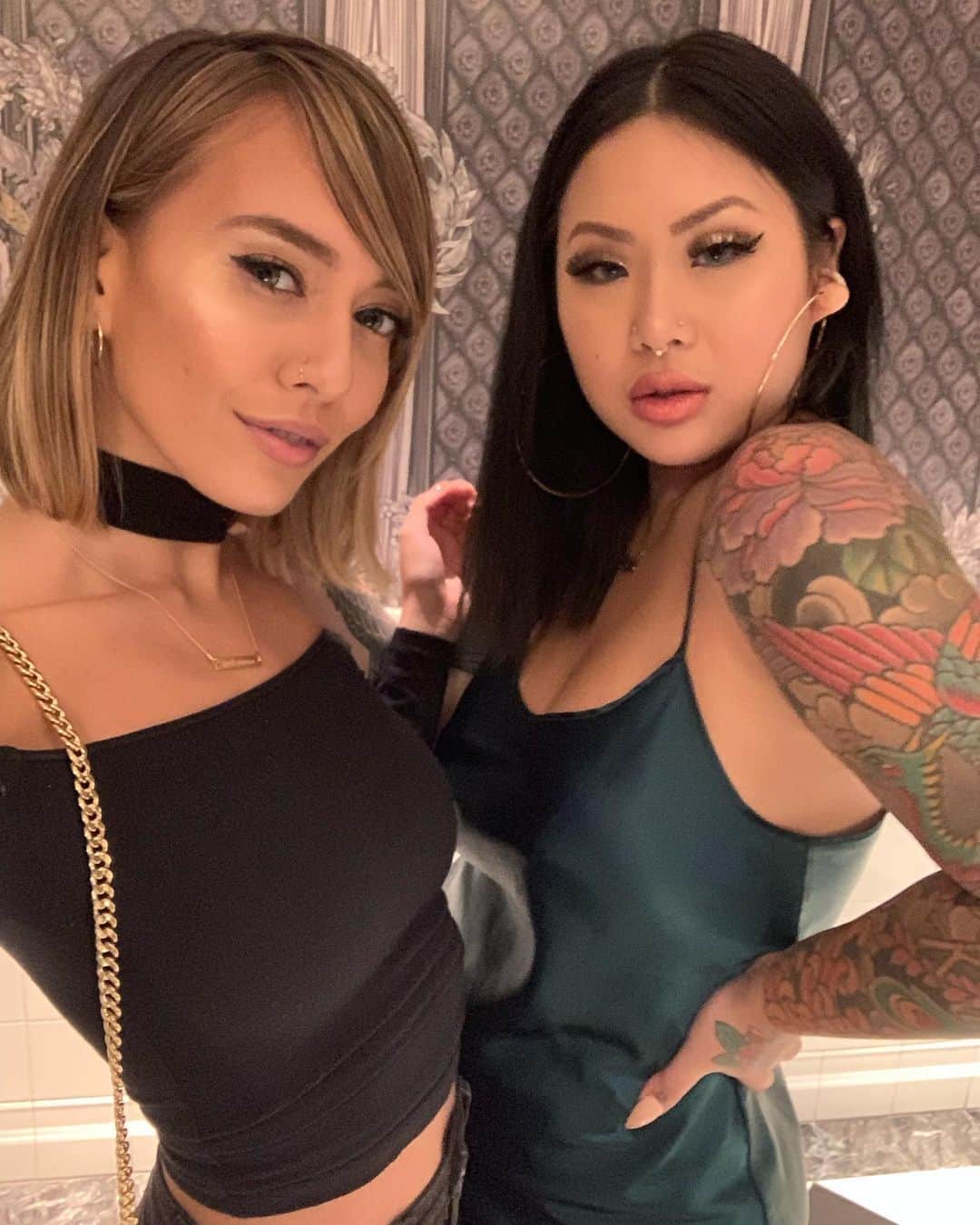 Janice Griffithのインスタグラム：「reunited with @connperignon 🥺🥰」