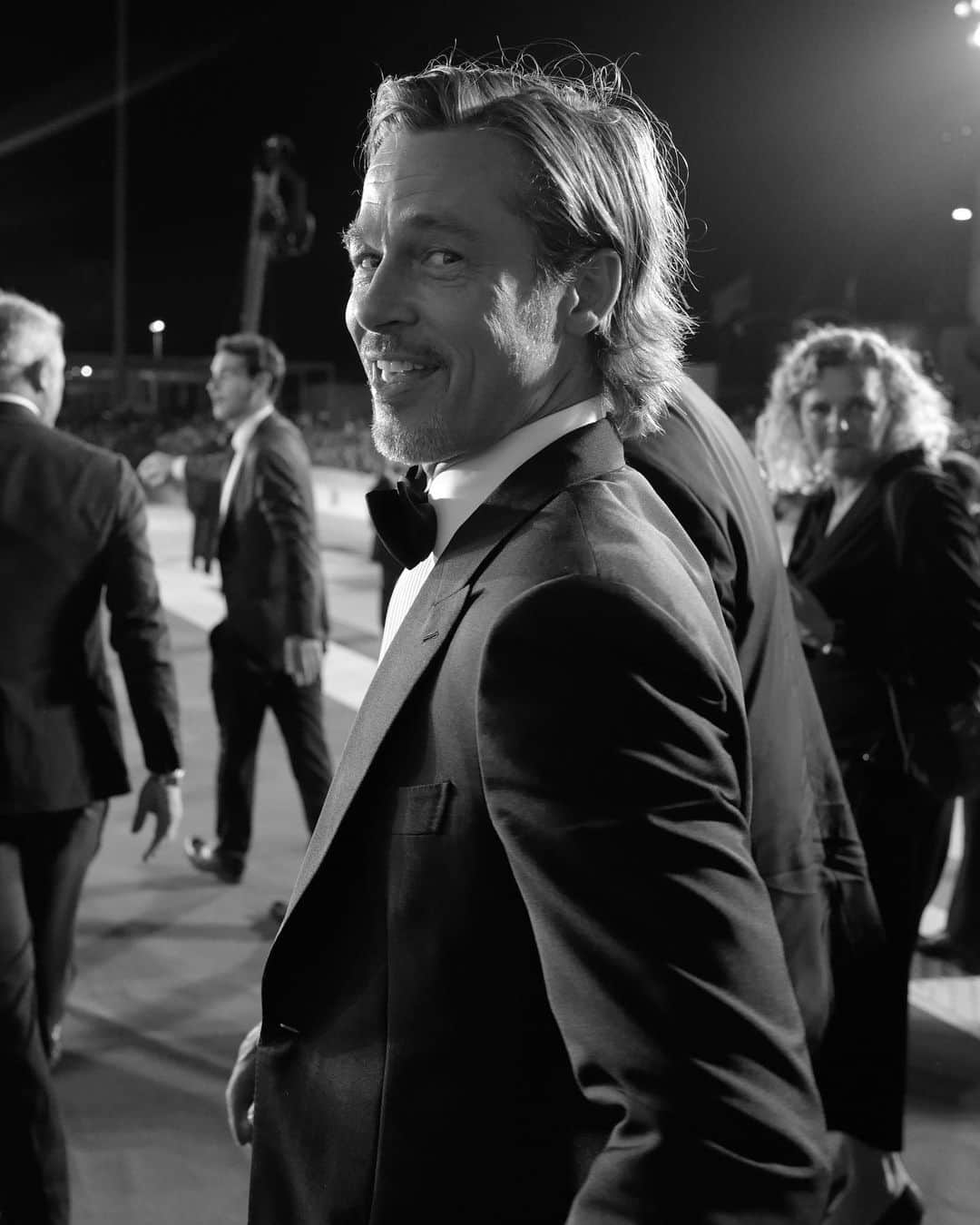 GQさんのインスタグラム写真 - (GQInstagram)「Brad Pitt took us to the @AdAstraMovie premiere at the Venice Film Festival. ✨ Follow along at the 𝗕𝗿𝗮𝗱 𝗣𝗶𝘁𝘁 @ 𝗩𝗙𝗙 Stories Highlight. (📸@gregwilliamsphotography)」8月31日 0時47分 - gq