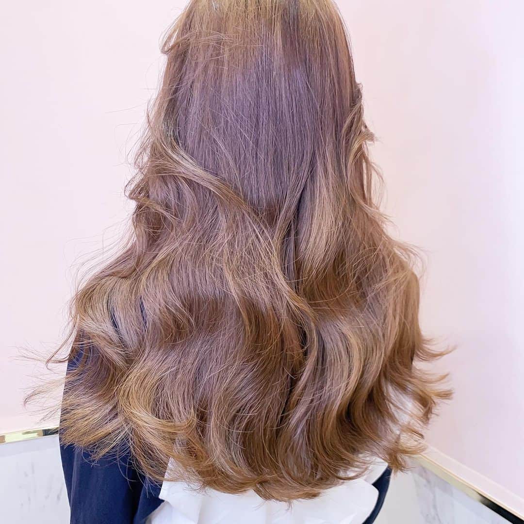 原涼香のインスタグラム：「カットのみできてくださったお客様✂️💓 もちろん #韓国式レイヤーカット で 一気に韓国人の子みたいに❤︎かわいかったです〜 ㅤㅤㅤㅤㅤㅤㅤㅤㅤㅤㅤㅤㅤ」