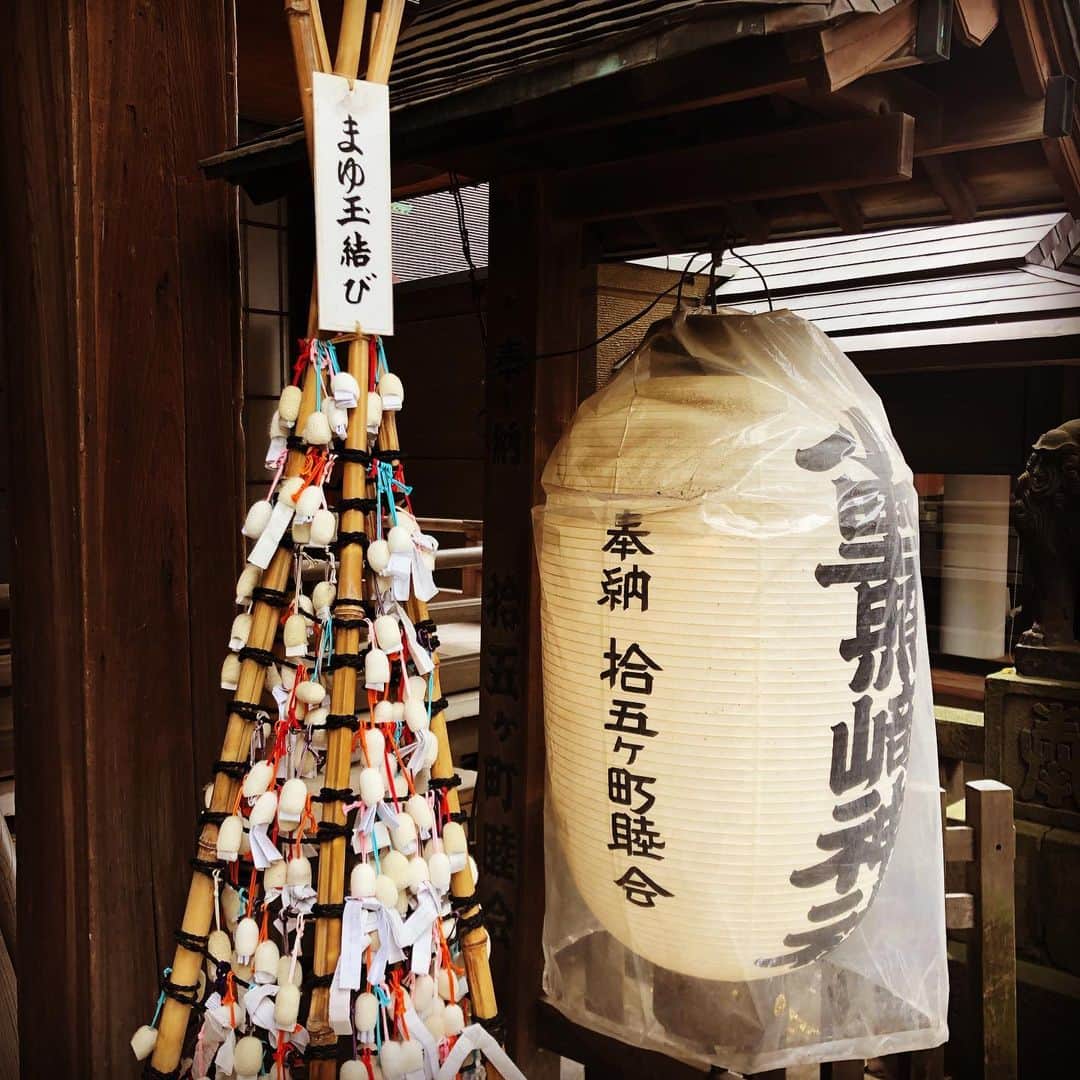 脇田唯さんのインスタグラム写真 - (脇田唯Instagram)「⛩ どんだけ神社好きだよ って感じですが 好きなんです  落ち着くの  お願い事はしません 願いは自分で 叶えるもんだから  人に言わないことを 口に出さないことを 自分と向き合って 置いてくるだけ それを見守っていただくだけ ただそれだけ  素敵な神社でした #小野照崎神社 #入谷 #神社」8月31日 10時35分 - post_yui
