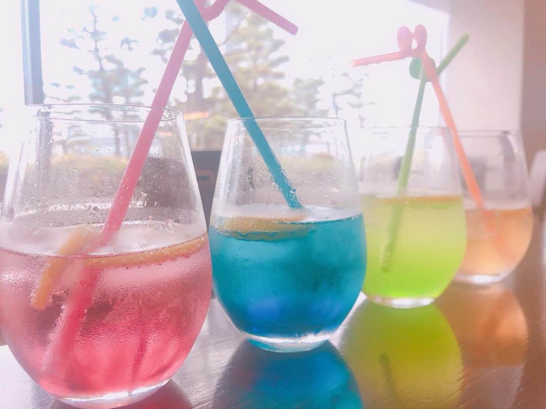 増田愛里菜のインスタグラム：「. 久しぶりに中学同級生メンバーでランチ👩‍👩‍👧‍👧🍽💕✨ . . まだまだ小さいと思ってた同級生の息子くんが、もう小学6年生だったり💭 . もうひとりはちゃっかり、いとうあさこさんと#24時間テレビ に出てたり💭 . . 卒業から15年経つと色んなことありすぎる🥺🥺🥺 . . #lunch #tokyo #foodie #gourmet #女子会 #同級生 #ランチ #ホテルランチ #東京ランチ #中学時代のあだ名はえっちゃん」