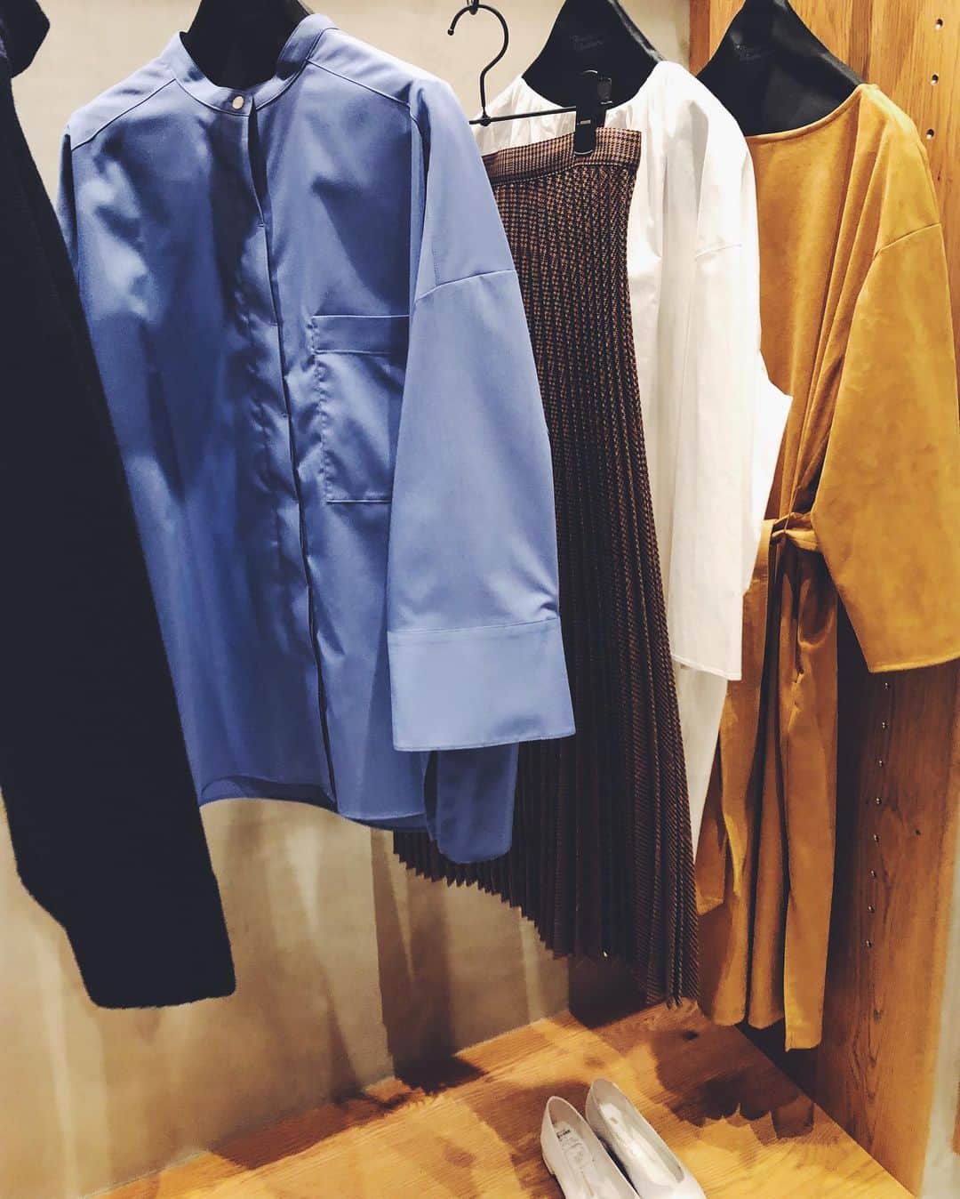 尾形沙耶香さんのインスタグラム写真 - (尾形沙耶香Instagram)「#traditionalweatherwear  NEW OPEN 🎊 GINZA SIX  #トラディショナルウェザーウェア  #tww銀座」8月31日 11時41分 - sayakaogata
