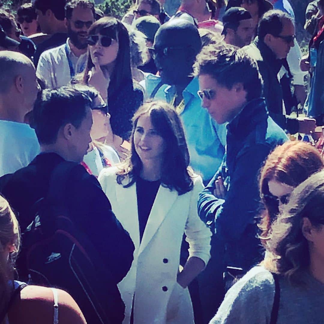 ボビー・ブラウンのインスタグラム：「Love them #celebsighting」