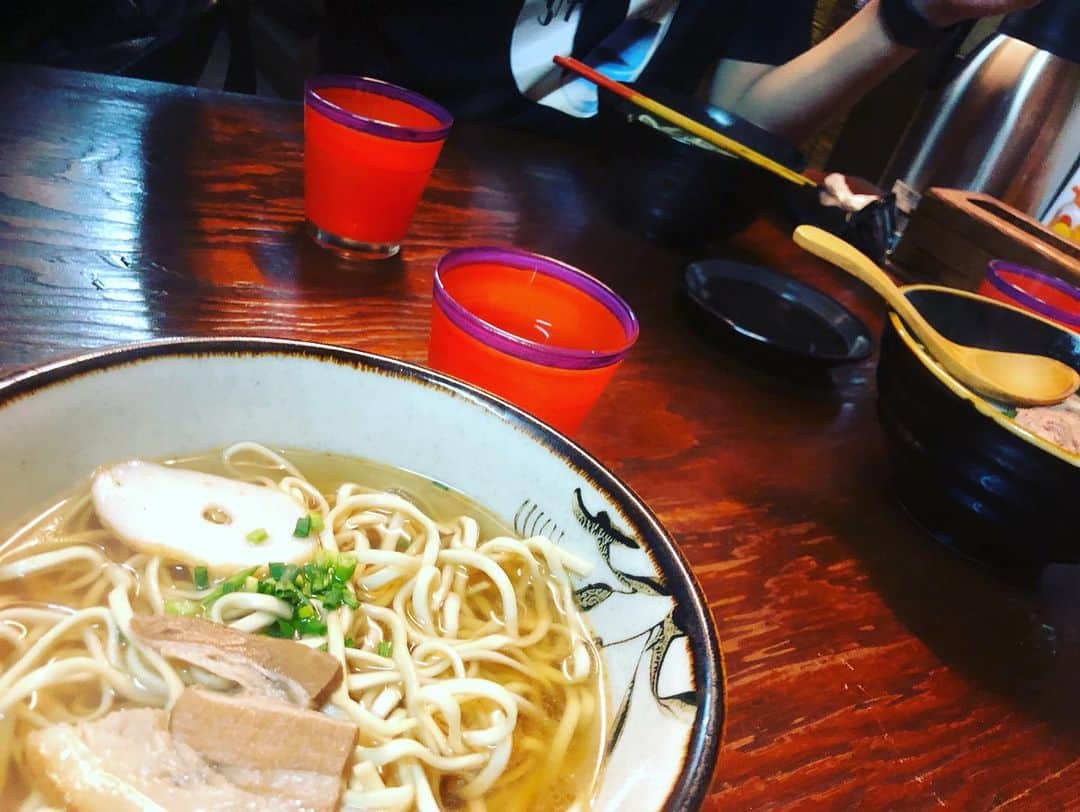 山本裕典さんのインスタグラム写真 - (山本裕典Instagram)「#沖縄やでー #前乗りやでー #ソーキソバやでー #じゃぶじゃぶ食べたでー」8月31日 2時53分 - yusuke_yamamoto0119