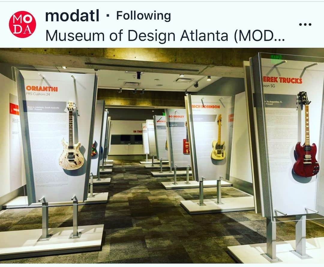 オリアンティさんのインスタグラム写真 - (オリアンティInstagram)「One month left now to see exhibit in Atlanta @modatl @prsguitars thank u for having my bloody guitar be a part of it 😊🤘」8月31日 3時17分 - iamorianthi