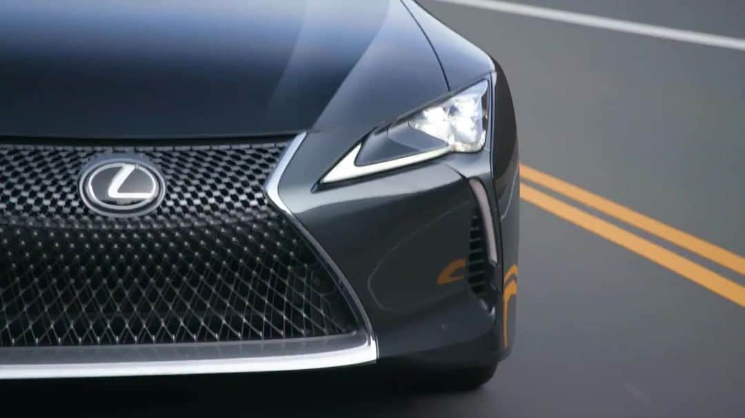 Lexus USAのインスタグラム：「Join Hall of Fame Race Car Driver @ScottPruett01 on a test drive of the 2019 Lexus LC 500 to give you a race car driver's perspective on what makes this performance coupe so amazing. Click the link in our bio to learn more.」