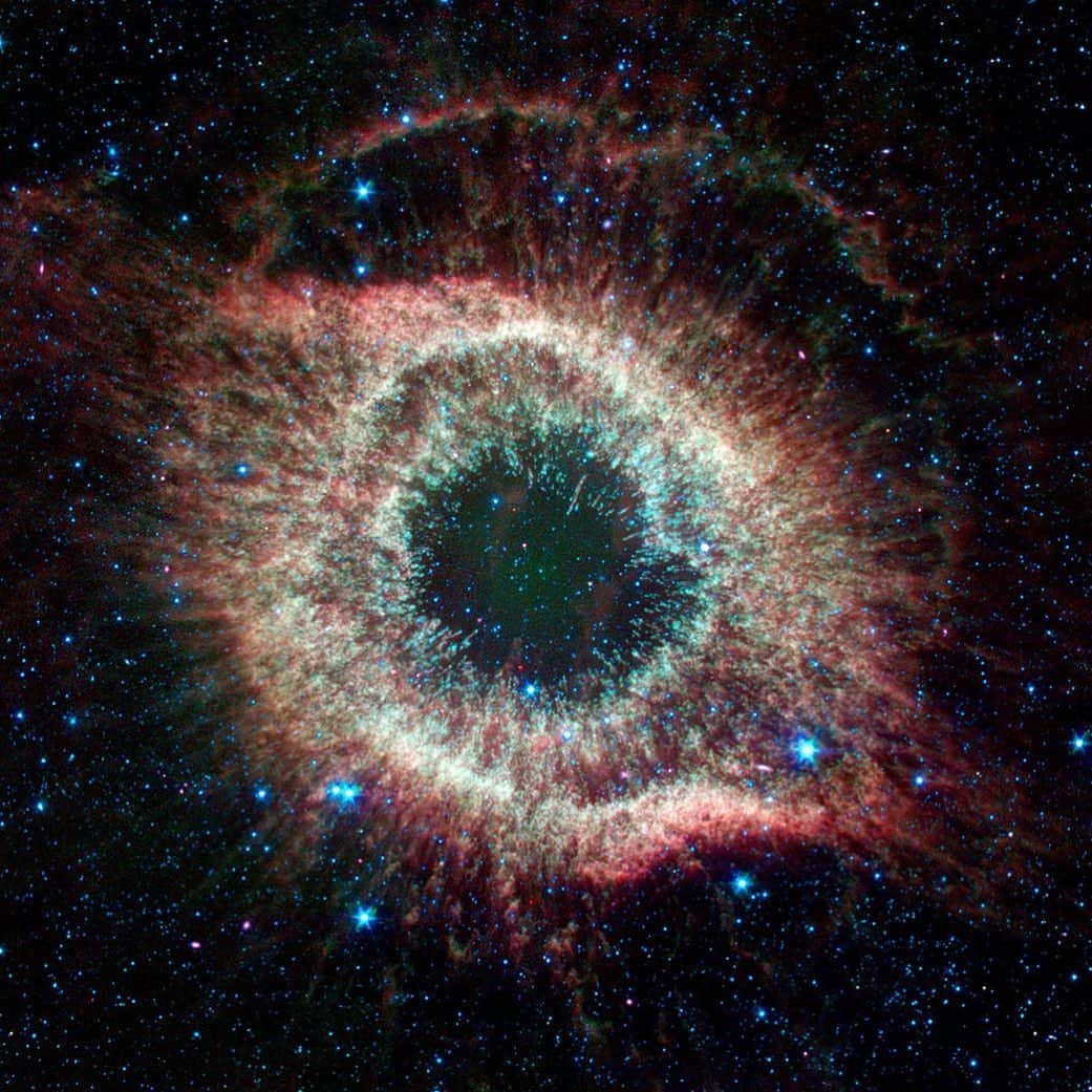 NASAさんのインスタグラム写真 - (NASAInstagram)「Celebrate Spitzer's Super Sweet 16! 🎂⁣ ⁣ Since 2003, our Spitzer Space Telescope has been lifting the veil on the wonders of the cosmos, from our own solar system to faraway galaxies, using infrared light! ✨💫⭐️⁣ ⁣ Thanks to Spitzer, we've confirm the presence of seven rocky, Earth-size planets, received weather maps of hot, gaseous exoplanets and discovered  a hidden ring around Saturn. ⁣ ⁣ 🥳 In honor of Spitzer's Sweet 16 in space, enjoy 10 jaw-dropping images from its mission. Check out our link in bio for more on these discoveries! ⁣ ⁣ #SpitzerSpaceTelescope #NASA #Sweet16 #Space #Explorer #Stars」8月31日 4時58分 - nasa