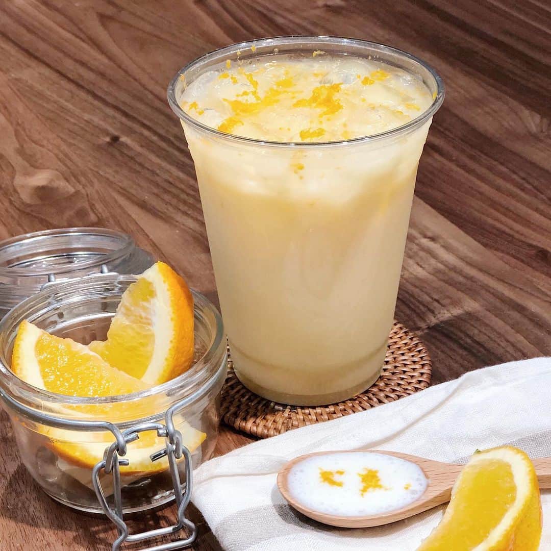 MUJI USAさんのインスタグラム写真 - (MUJI USAInstagram)「Start your school year with a sweet treat. Pick up the new seasonal drink from our MUJI 59TH ST cafe: an Orange Julius made with the nostalgic taste of a creamsicle.  Visit the MUJI 59TH ST Cafe and the Back to School Kiosk at 127 E 59TH ST. #muji #mujiusa」8月31日 4時59分 - mujiusa