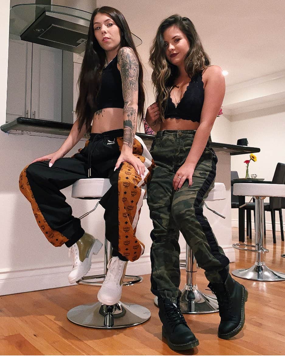 Brooke Marie Hylandのインスタグラム：「friyaayyy」