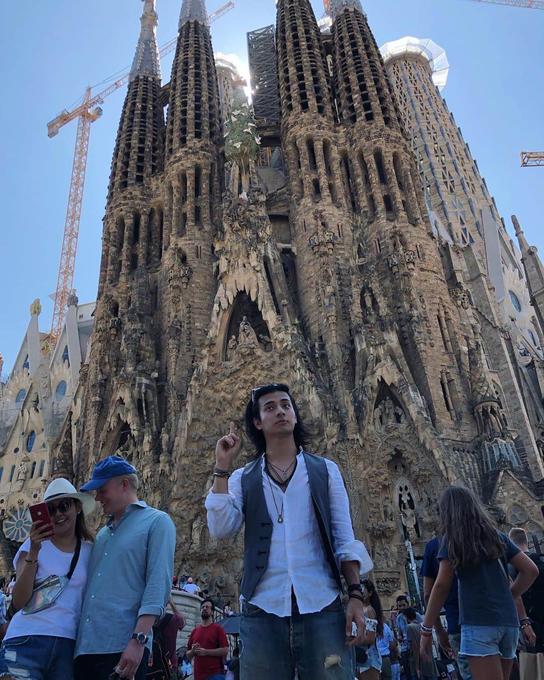 AMさんのインスタグラム写真 - (AMInstagram)「今年の家族旅行はバルセロナ🇪🇸🇪🇸🇪🇸 #Barcelona  #Famtrip #サクラダファミリアまだできてないって」8月31日 5時54分 - am_antime_