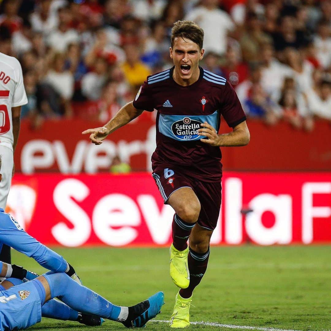 デニス・スアレス・フェルナンデスのインスタグラム：「Un punto muy importante, con un gol muy especial, en un campo muy especial 😊💙 @rccelta」