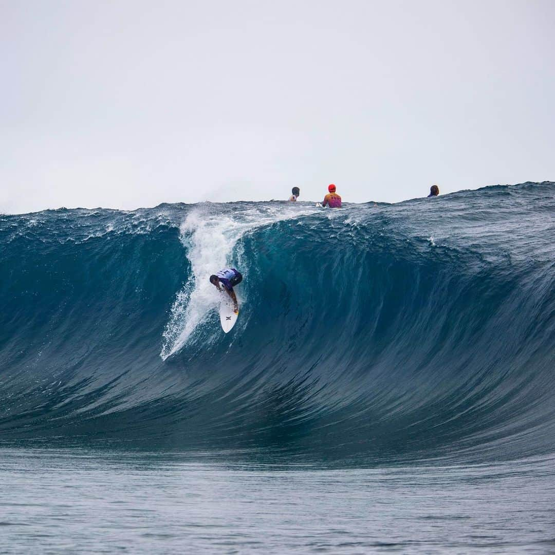 ジュリアン・ウィルソンさんのインスタグラム写真 - (ジュリアン・ウィルソンInstagram)「When the stars align @hurley @wsl 📷 @badboyryry_」8月31日 6時05分 - julian_wilson