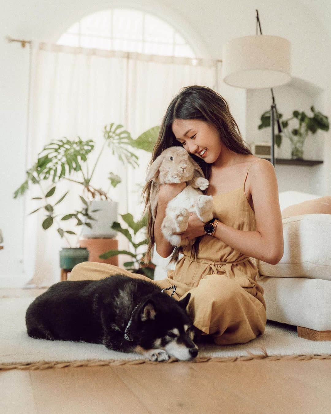 W E Y L I Eのインスタグラム：「Afternoon snuggles 🐻」