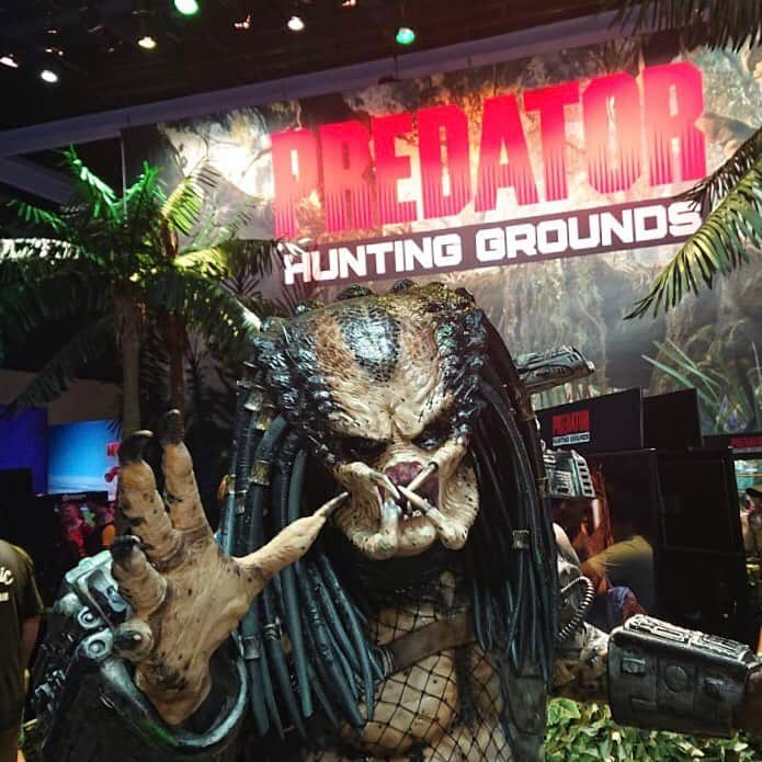 PlayStationさんのインスタグラム写真 - (PlayStationInstagram)「He’s hunting you. Be the first to play #PredatorHuntingGrounds at PAX! Visit the PlayStation Booth (Booth #209) to go hands on this weekend.」8月31日 6時22分 - playstation