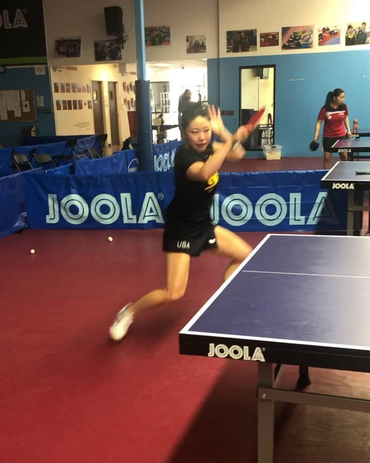 リリー・チャンのインスタグラム：「Great to train for a couple of days at my home club, ICC, with top European player #KouLei from UKR 💥💪 Just arrived in New York now for the U.S. National Ranking Tournament, then heading 🔜 to Paraguay for the 2019 Pan American Championships, then 🔜 to Germany for the start of the new season. It’s gonna be a hectic next few months! 😅 #TeamJOOLA #teamUSA #roadtotokyo #waittilltheend #ded」