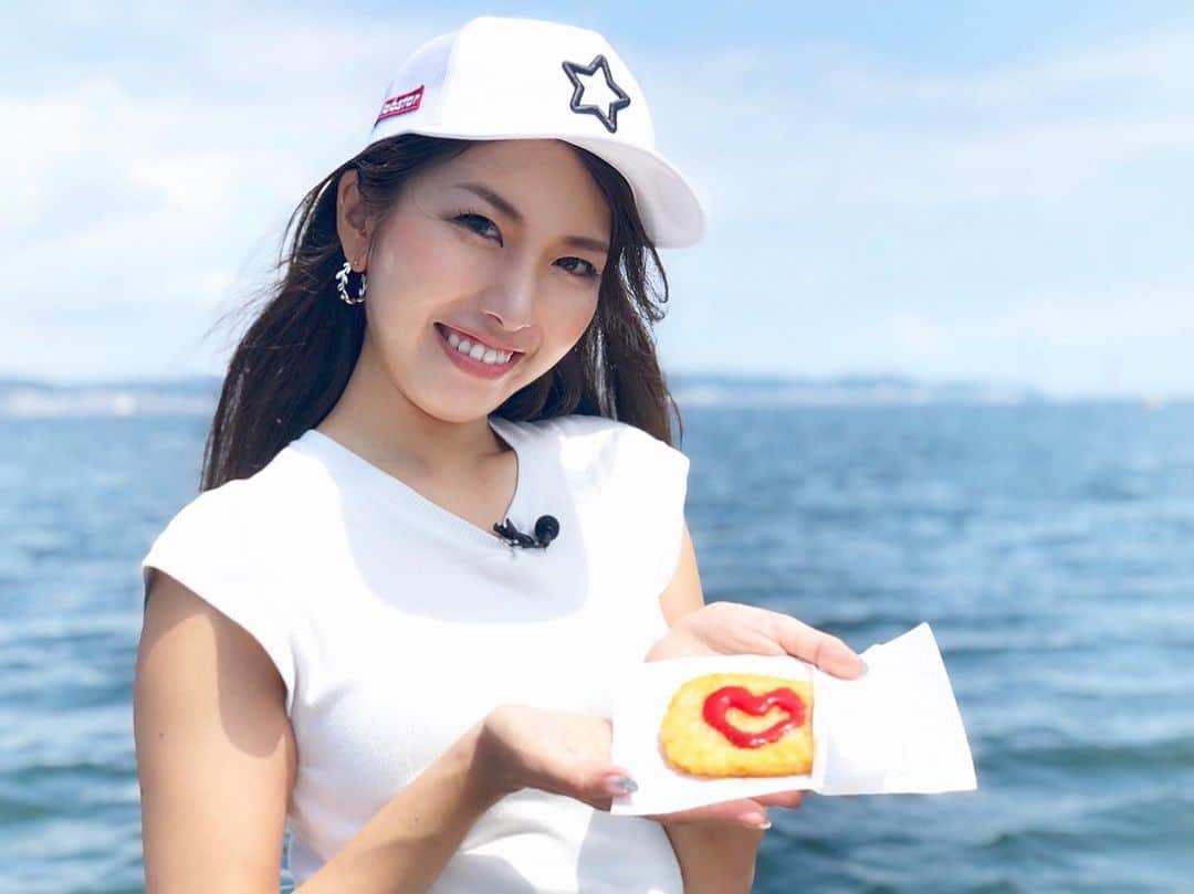 のインスタグラム：「. おはようございます✨ BS釣りビジョン釣りうぇ〜ぶ🐟 今回の武田奈津美のめろめろアプローチは わたしとバーチャル釣りデート体験でした😍笑 @fishingvision . 小腹が空いたらハートを描いたハッシュドポテトを あーんしてあげよう😘笑笑 わたしも釣りデートがしたい🥺❤️ . #釣りビジョン #釣りうぇーぶ #fishingvision  #fish #fishing #sea #魚 #釣り #海 #釣りガール #tsurijoy #釣り女子 #日本 #japan #angler #アングラー #船釣 #船 #武田奈津美 #golf #ゴルフ女子 #船舶免許 #めろめろアプローチ #バーチャルデート #手漕ぎボート」
