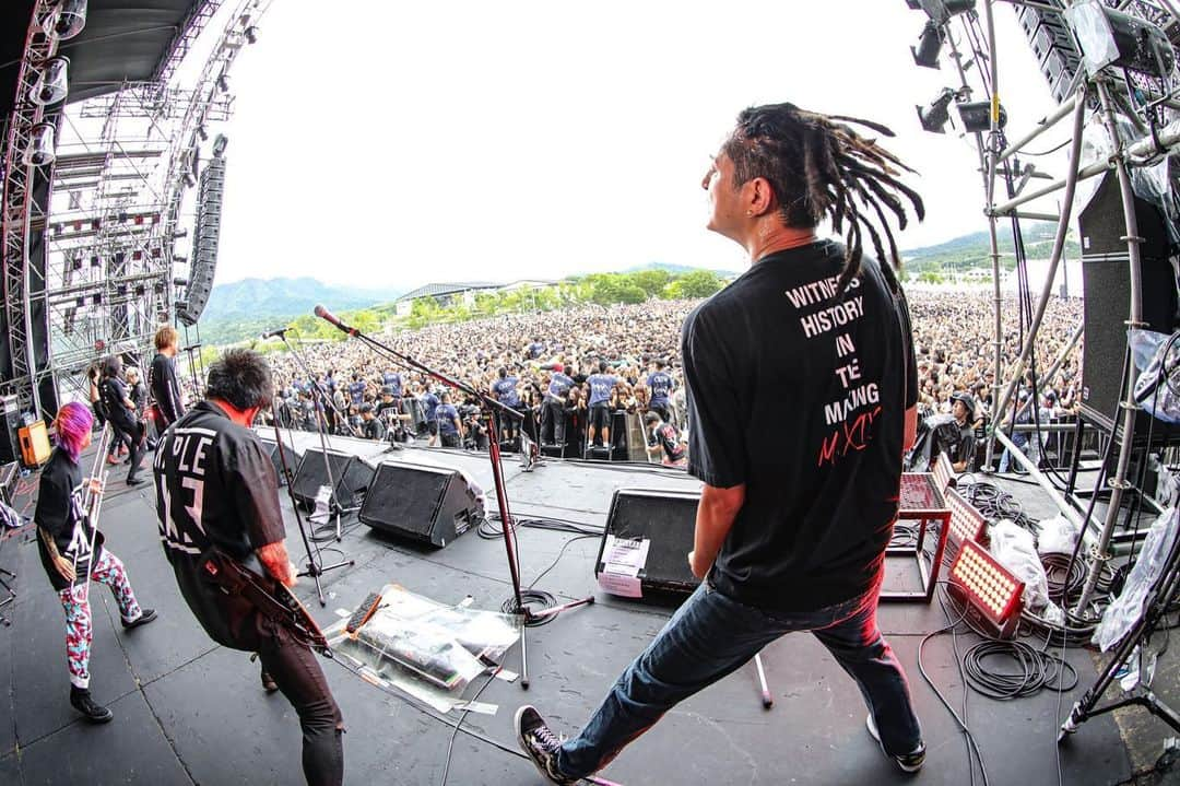 KEN IIKAWAさんのインスタグラム写真 - (KEN IIKAWAInstagram)「山中湖SWEET LOVE SHOWER 2019 . TRIPLE AXE TAKEOVER🔥🔥🔥 . Photo② #tripleaxetakeover #TAT #heysmith #SiM #coldrain . photo by @kouhey0622」8月31日 8時36分 - keniikawa