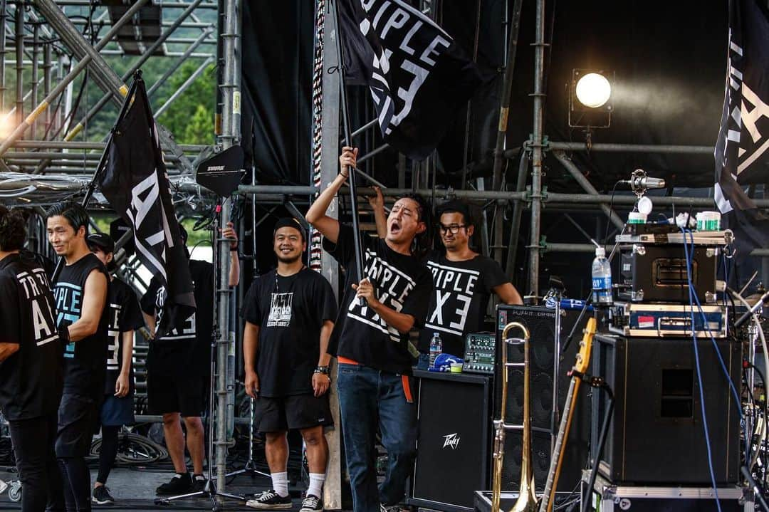 KEN IIKAWAさんのインスタグラム写真 - (KEN IIKAWAInstagram)「山中湖SWEET LOVE SHOWER 2019 . TRIPLE AXE TAKEOVER🔥🔥🔥 . Photo② #tripleaxetakeover #TAT #heysmith #SiM #coldrain . photo by @kouhey0622」8月31日 8時36分 - keniikawa