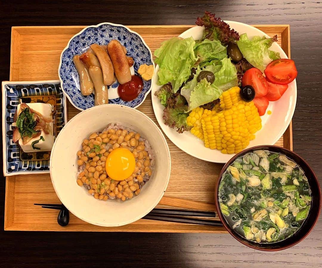 祐真朋樹さんのインスタグラム写真 - (祐真朋樹Instagram)「#深夜ご飯  #祐ご飯 #利ご飯 #器は料理の衣装 #ささやかなお家ご飯」8月31日 8時52分 - stsukezane