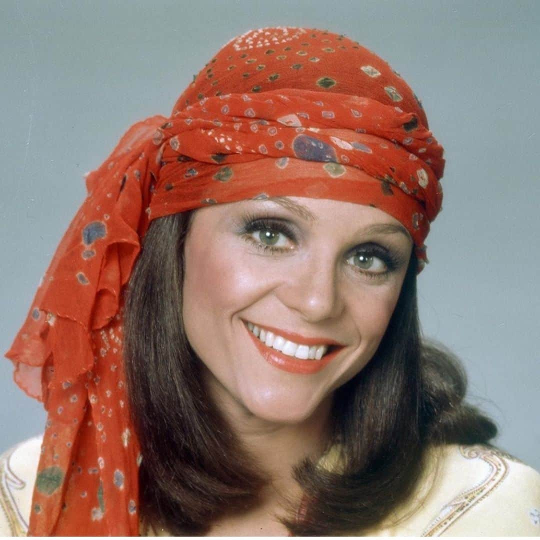 エイミー・セダリスさんのインスタグラム写真 - (エイミー・セダリスInstagram)「There was no one else like her. I just loved her. #valerieharper」8月31日 9時02分 - amysedaris