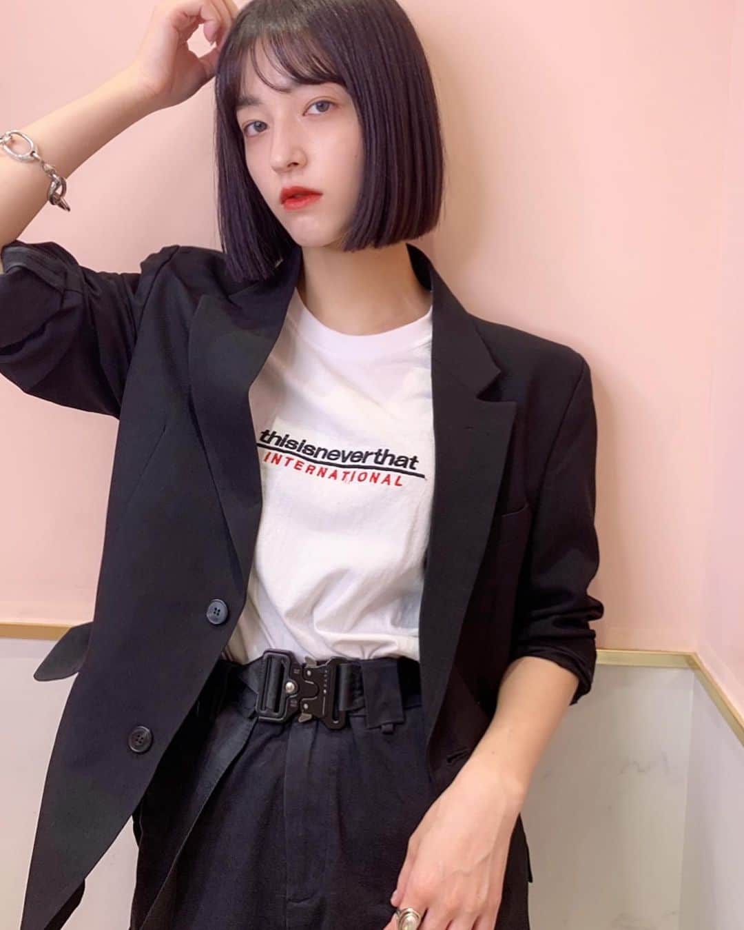 原涼香さんのインスタグラム写真 - (原涼香Instagram)「【 タッセルボブ🇰🇷❤️ #태슬컷 】 大人気の定番ボブスタイル❤︎ あごラインが小顔効果と、首を長く綺麗に見せてくれます❤︎ ミチルちゃんカットしました🙇🏼‍♀️💓 いつもありがとうございます🥺 ㅤㅤㅤㅤㅤㅤㅤㅤㅤㅤㅤㅤㅤ」8月31日 9時02分 - suzuka_hara