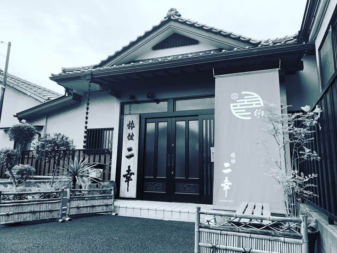 GooFのインスタグラム：「帰国。  #実家 #旅館 #二幸 #旅館二幸 #武蔵小金井 #忘年会是非です #時差ボケ」