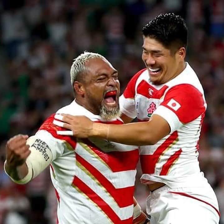 中島イシレリさんのインスタグラム写真 - (中島イシレリInstagram)「昨日は応援ありがとうございました！！ 皆さんの応援がぼくたちの力になりました。 これからもひとつひとつの試合に気持ちを込めて頑張ります。 #中島イシレリ #イシレリ #isilelinakajima #nakajimaisileli #rwc2019 #rugbyworldcup #ラグビー日本代表 #ラグビーワールドカップ #ラグビー #YB #yeaboii」9月29日 15時00分 - nakajima_isileli