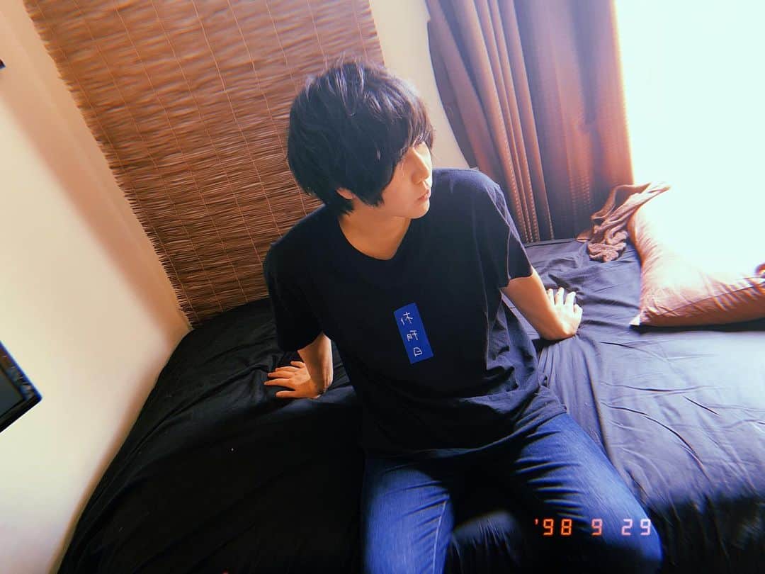 らいるのインスタグラム：「休肝日 @2f_project .. .. .. おはようございます◎ .. 今日はカフェバー伊礼#29 withあじっこさんです〜 来てくださる方々心よりお待ちしておりますっ 気をつけて来てくださいね。 当日券もありそう？なので是非是非。 .. 今日も素敵な一日になりますことを心より。」