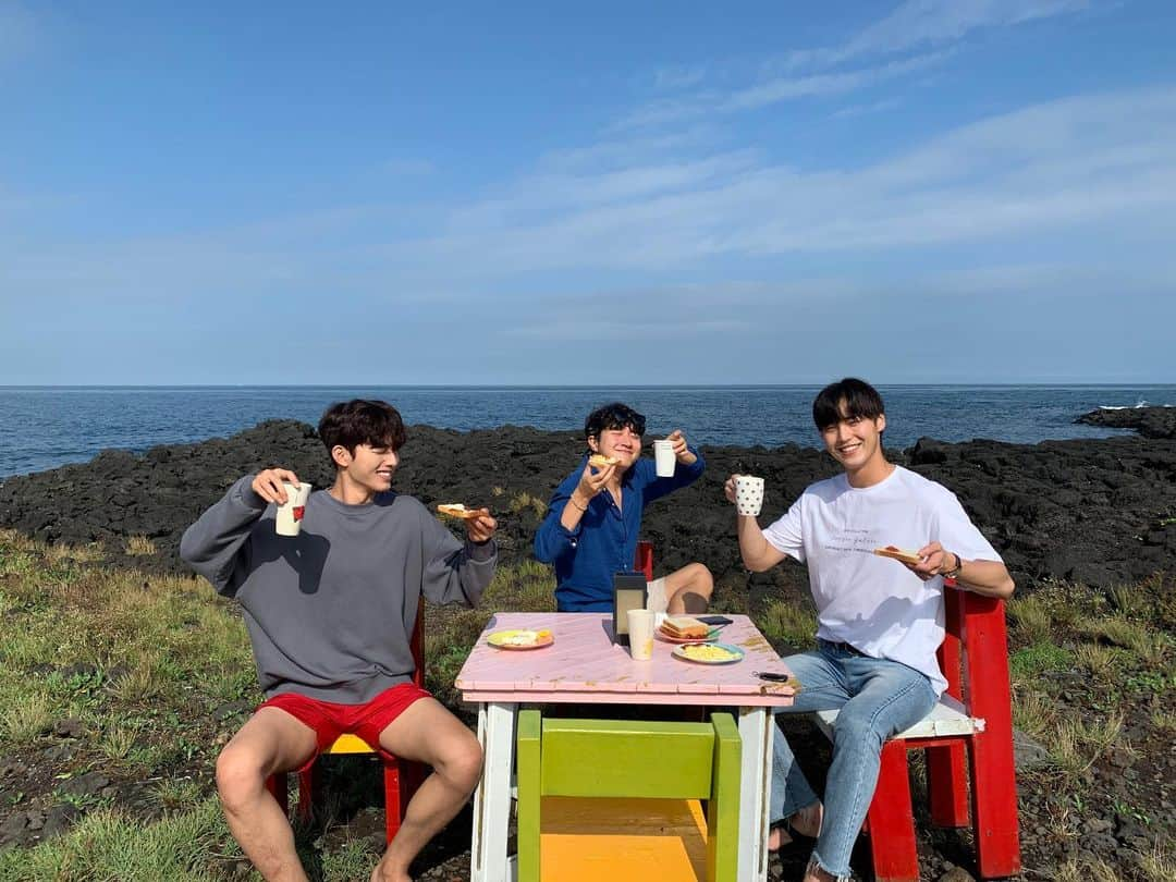 イ・テファンさんのインスタグラム写真 - (イ・テファンInstagram)「그림 같은 조식 #jeju」9月29日 10時48分 - leetaehwan0221