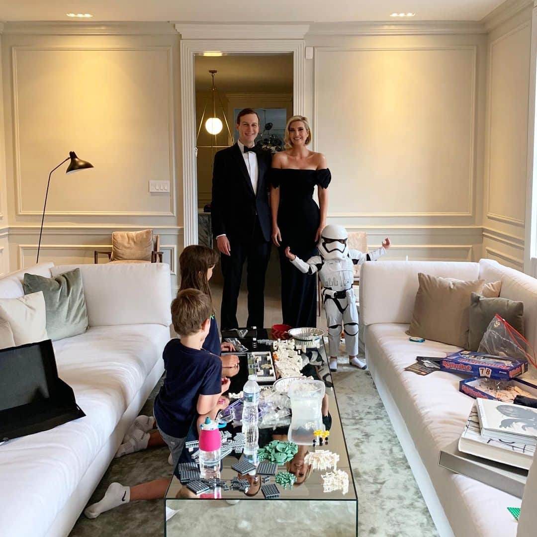 イヴァンカ・トランプさんのインスタグラム写真 - (イヴァンカ・トランプInstagram)「The Force is strong in my family.」9月29日 10時58分 - ivankatrump