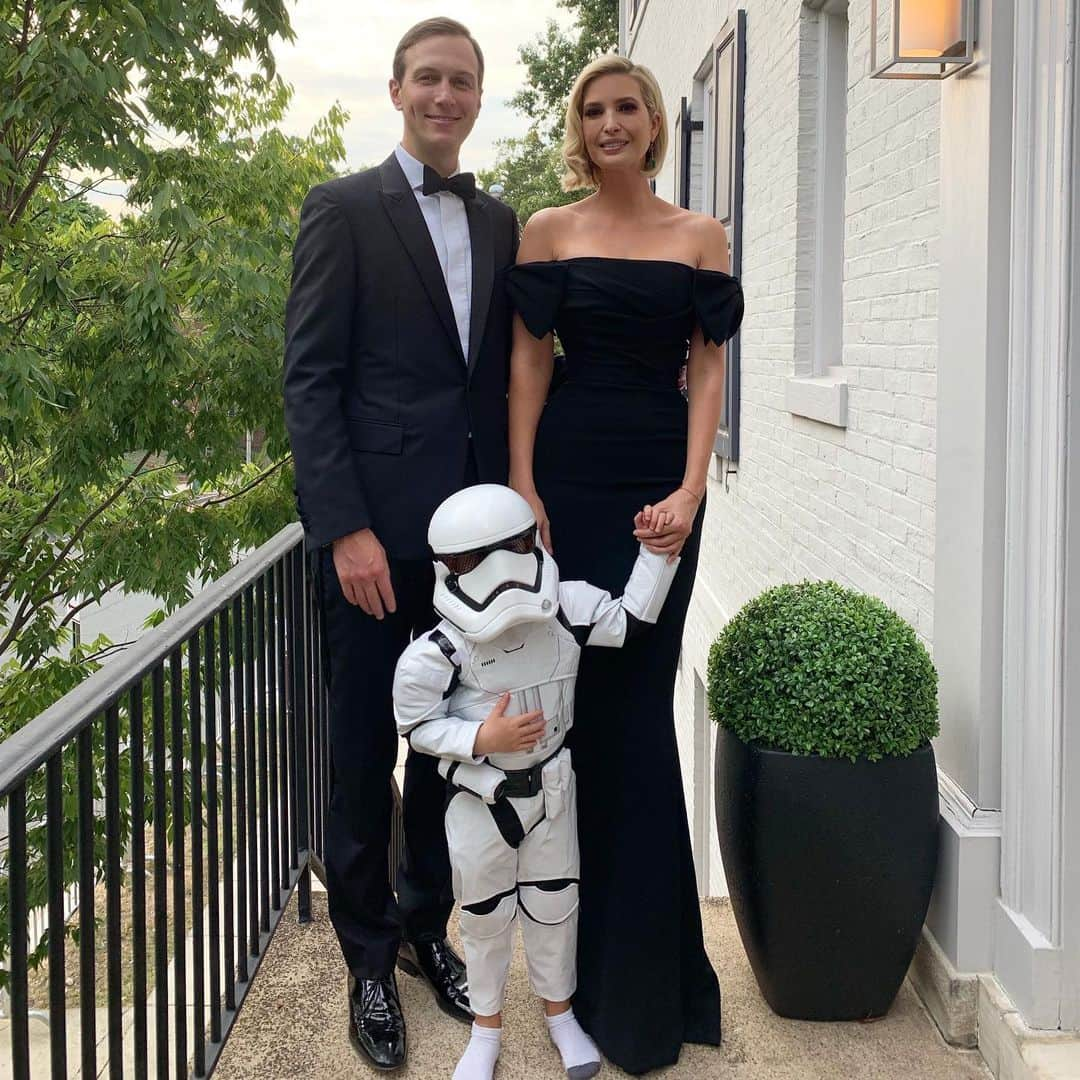 イヴァンカ・トランプさんのインスタグラム写真 - (イヴァンカ・トランプInstagram)「The Force is strong in my family.」9月29日 10時58分 - ivankatrump