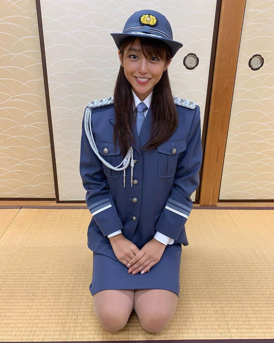 岡副麻希さんのインスタグラム写真 - (岡副麻希Instagram)「🌸﻿ #一日警察署長﻿ #品川警察署﻿ 就任いたしました！！👩🏽‍✈️✨ ﻿ ﻿ このあと#秋の交通安全パレード﻿ 宜しくおねがいします🚓✨ ﻿ ﻿ お天気もちますように☁️☀️」9月29日 11時08分 - maki_okazoe_official