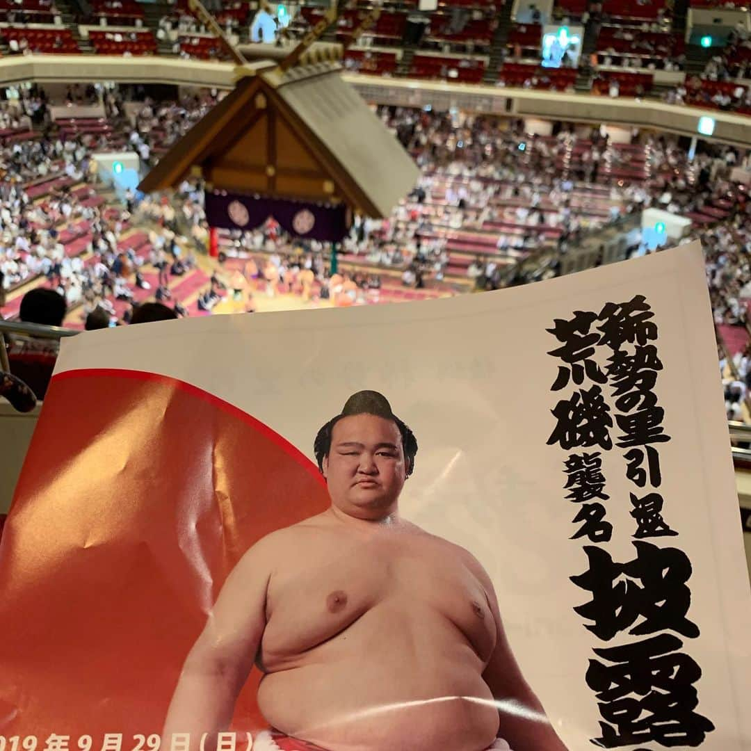 松田祥一さんのインスタグラム写真 - (松田祥一Instagram)「稀勢の里の最期の土俵入り😭😭😭」9月29日 11時34分 - sho1ma2da3