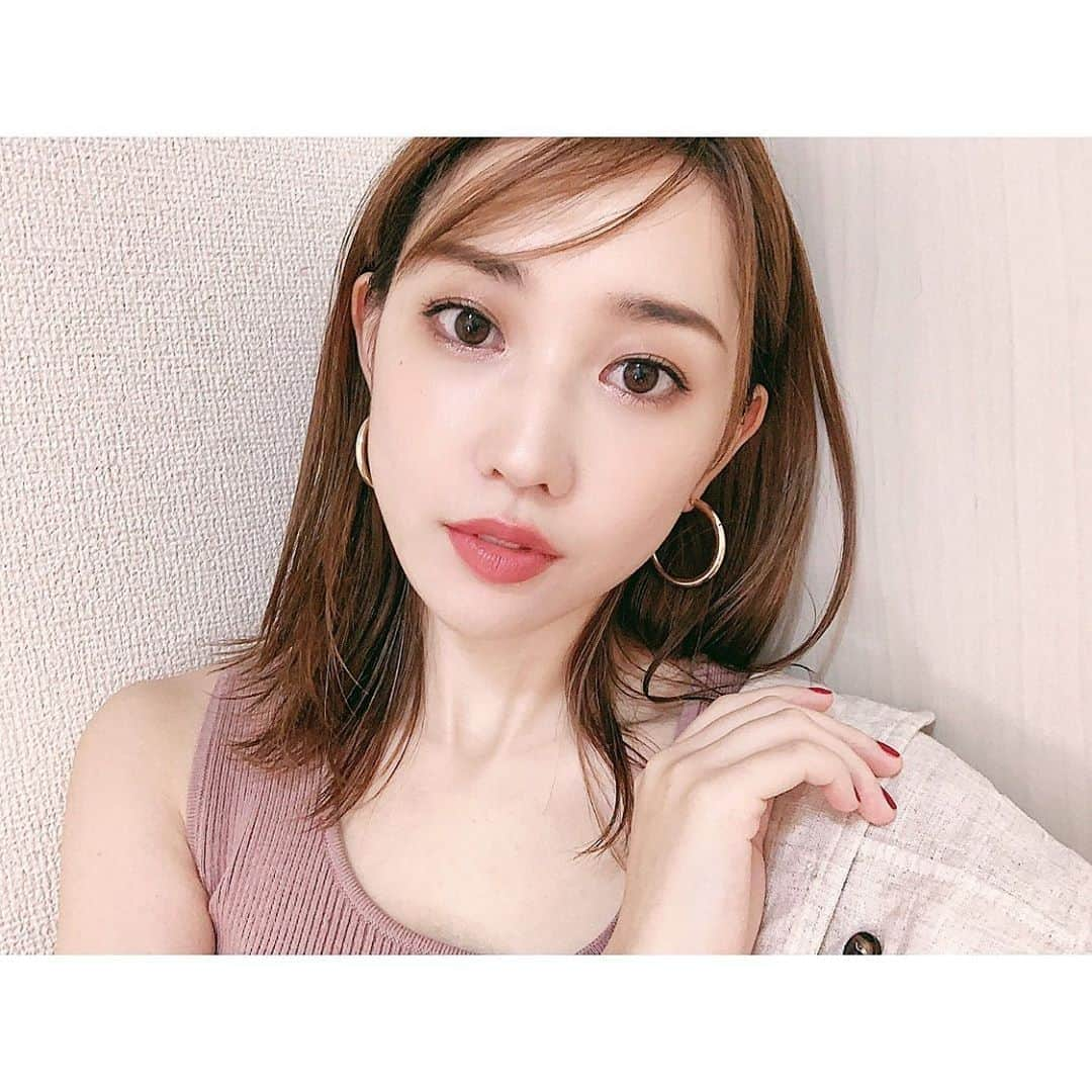 梶恵理子さんのインスタグラム写真 - (梶恵理子Instagram)「企業様へ ありがたいことに😭💖 新チャンネルを開設してから たくさんのお仕事依頼をいただいております🙇🏻‍♀️ . 新チャンネルではフリーランスで お仕事依頼連絡の返しが追いつかないため 数日間遅れる可能性がありますが 必ず返しますのでよろしくお願いいたします！🙇🏻‍♀️ . . . #かじえり#メイクアップアーティスト#YouTuber」9月29日 11時47分 - kajierimakeup