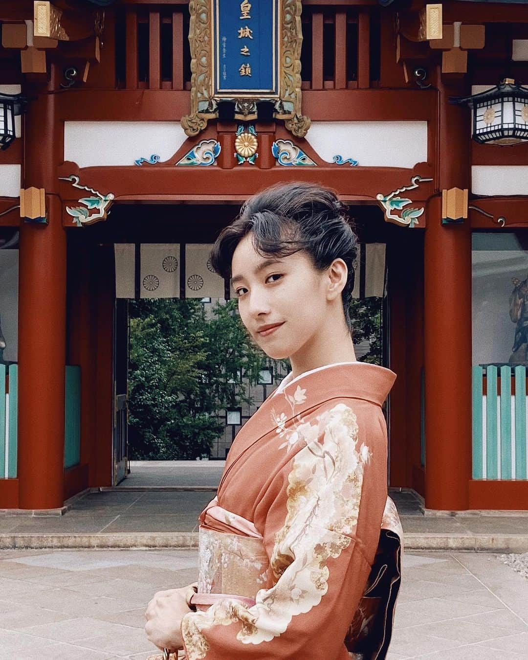 中田クルミさんのインスタグラム写真 - (中田クルミInstagram)「妹の結婚式でした⛩ ヘアは @kogure_tomohiro @bloc_japon  着付けは @mademoiselle_yulia ちゃんのお母様 着物は母のもの、簪はYULIAちゃんのものを借りました☺️👘」9月29日 12時09分 - kurumi_nakata