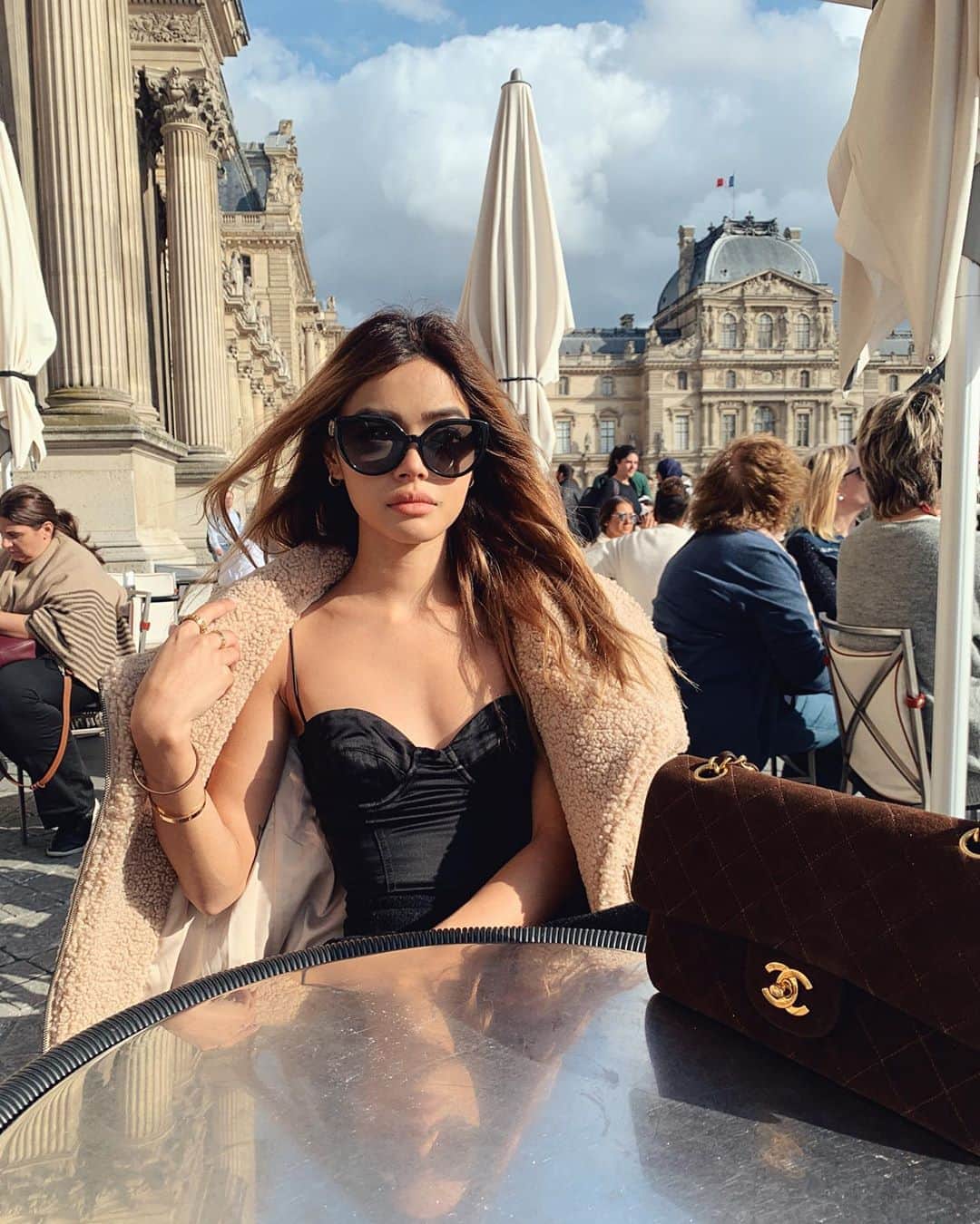 リリーマイマックさんのインスタグラム写真 - (リリーマイマックInstagram)「Can’t even explain how beautiful Paris is 😳  wearing @grlfrnd @tularosalabel @fwrd @revolve」9月29日 12時54分 - lilymaymac